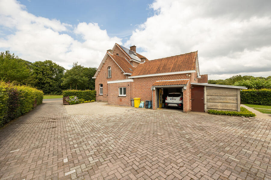 te koop huis merksplas steenweg op rijkevorsel 15