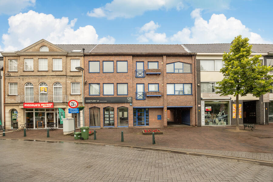 te koop kantoor beerse kerkplein 9